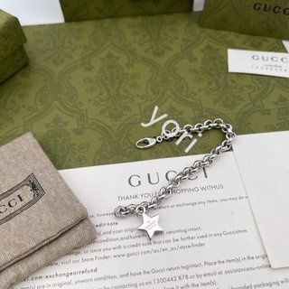 GUCCI グッチ スター 星 ブレスレット