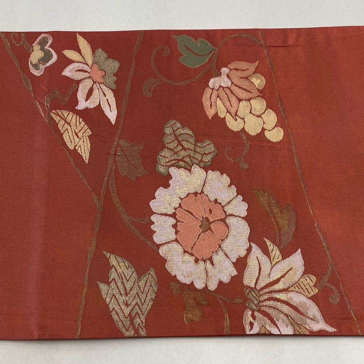 袋帯 名品 落款 洛風林 枝花 花鳥 箔 茜色 正絹 【中古】 - メルカリ