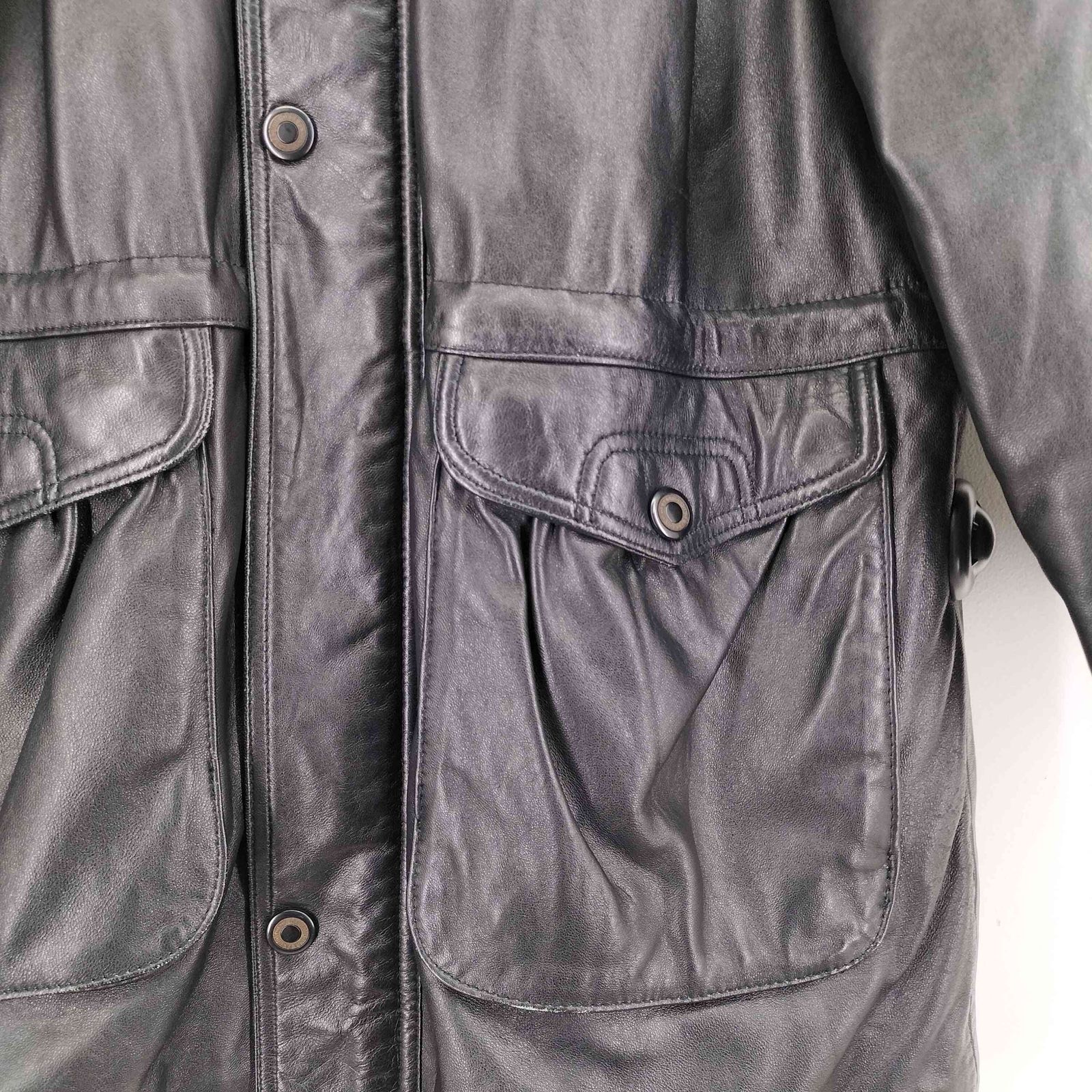 USED古着(ユーズドフルギ) SUB URBAN シープスキン 裏地総柄 レザーハーフコート メンズ  LL【中古】【ブランド古着バズストア】 ユーズドフルギ USED古着 シープスキン 裏地総柄 レザーハーフコート