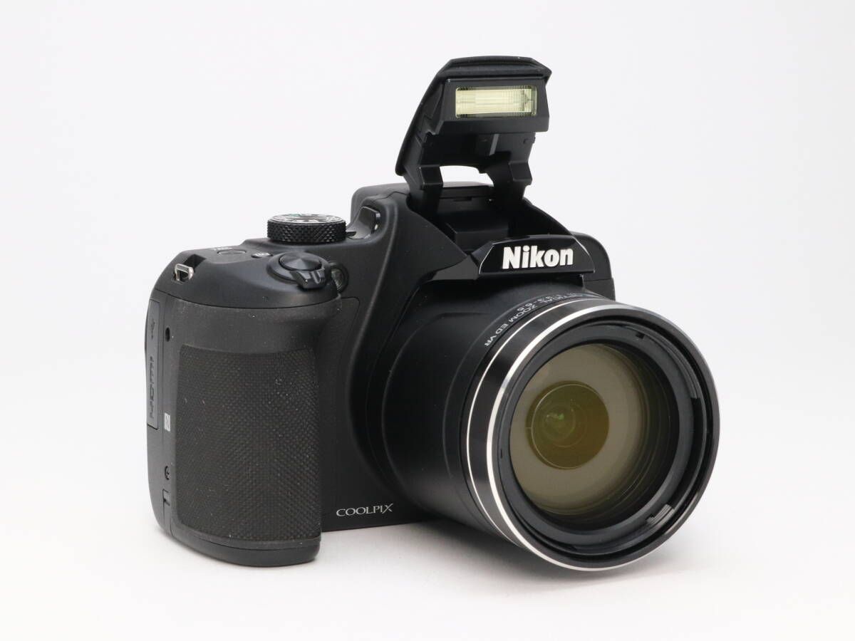 B700
