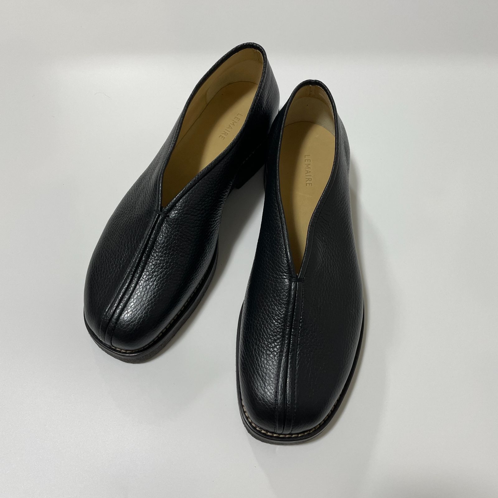 訳あり商品] LEMAIRE ルメール PIPED SLIPPERS BLACK - D.CODE - メルカリ