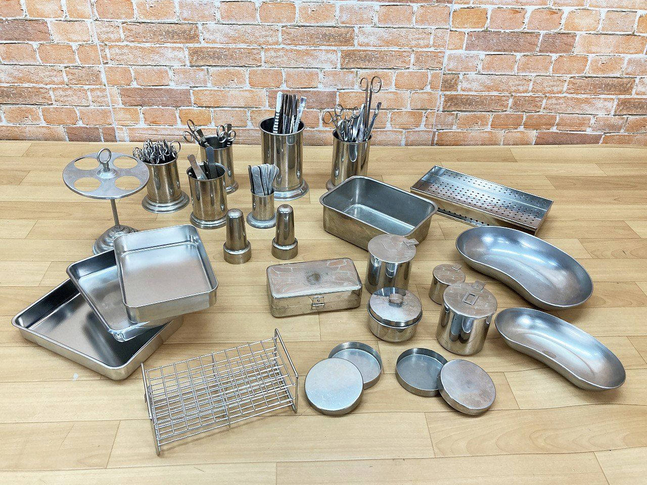 医療器具 ステンレス容器 鉗子 鉗子立て 試験管立て バット トレー ピンセット 医療はさみ 医療小物 1E