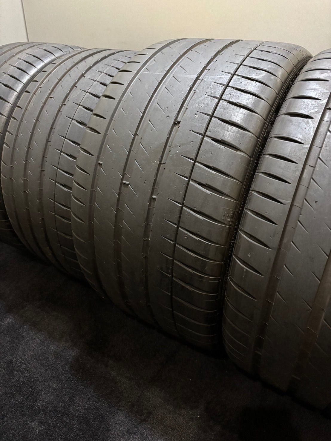 245|35ZR19 305|30ZR20 MICHELIN|PILOT SPORT4S 21年製 夏タイヤ サマータイヤ 4本 コルベット C8 南8-J343