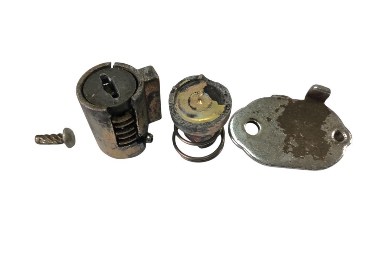 とも Kawasaki KDX125SR DX125A キーセット 固着無し 交換 補修にも（中古