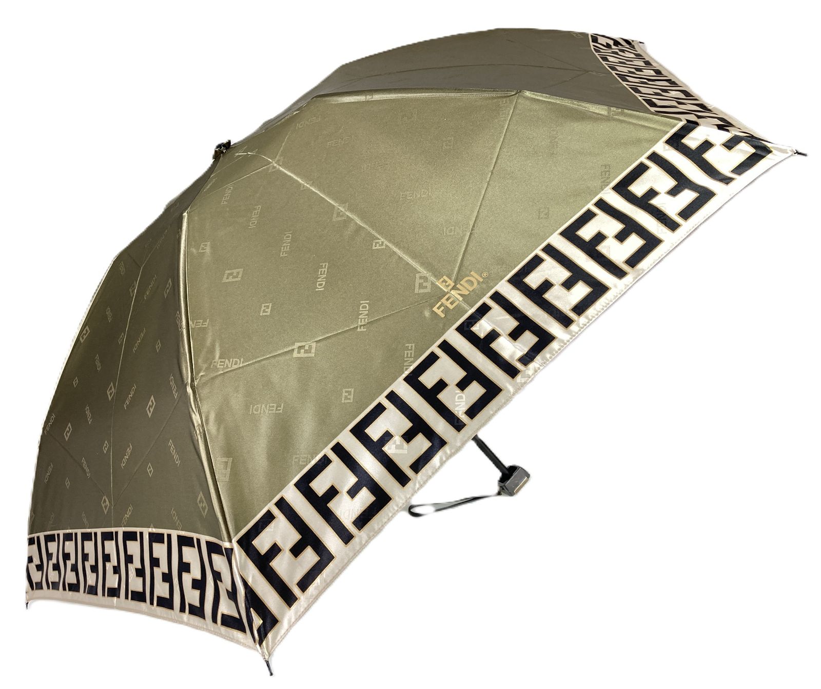 フェンディ FENDI 折り畳み傘 ミニ傘 雨傘 親骨 55cm ６本骨 ズッカ柄 ゴールド系