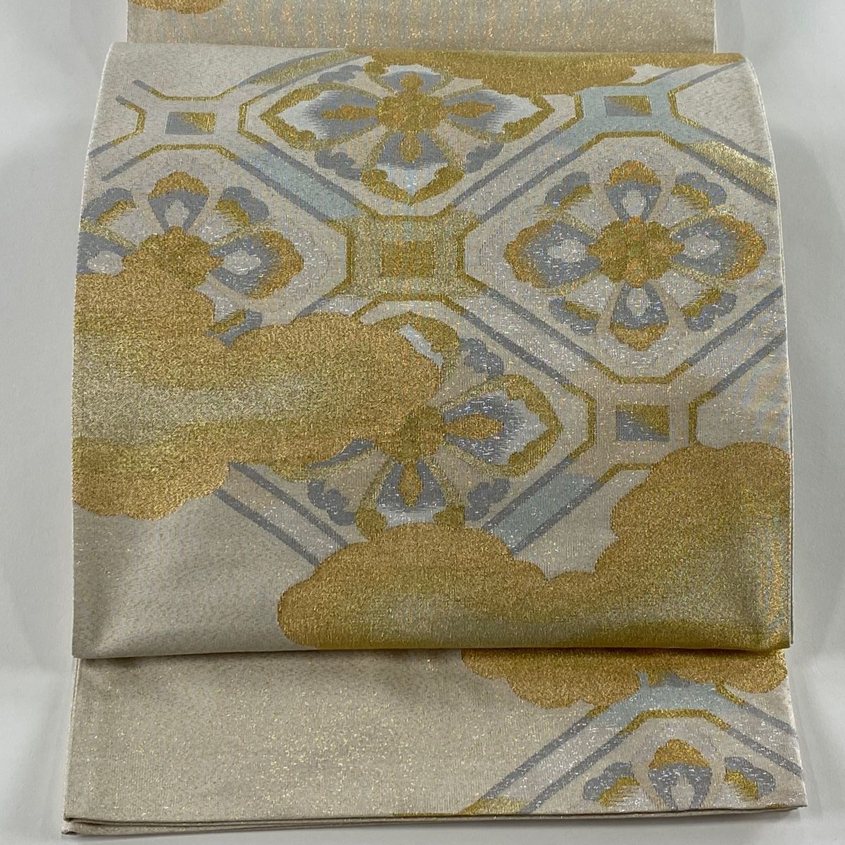 袋帯 秀品 蜀江文 雲文 金銀糸 綴れ ベージュ お太鼓柄 正絹