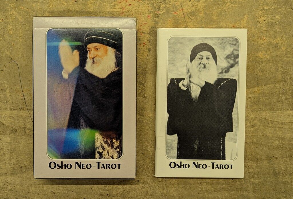 希少品】イーチン 易占いカード タロット イーチンオラクルカード