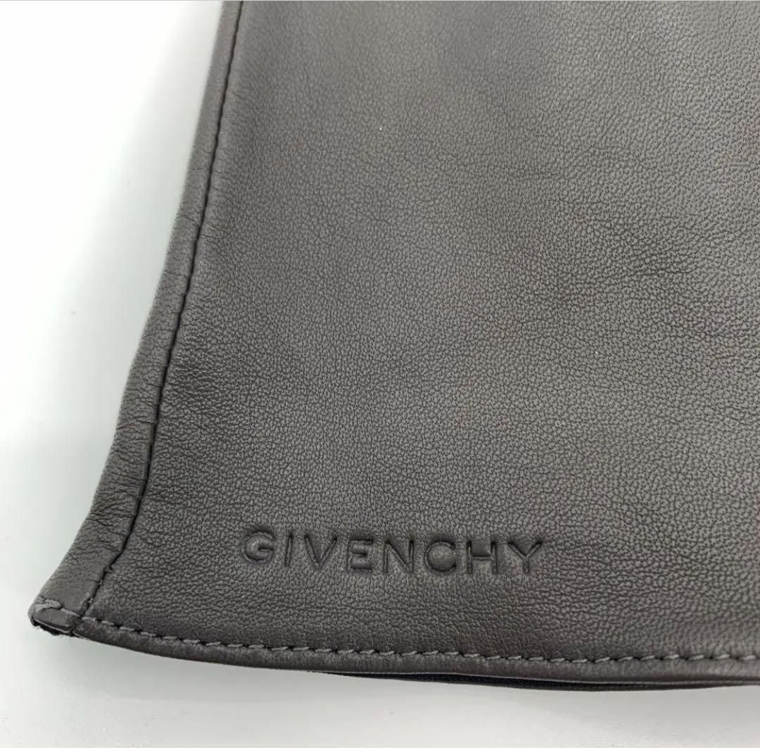 ダークブラウン ジバンシー