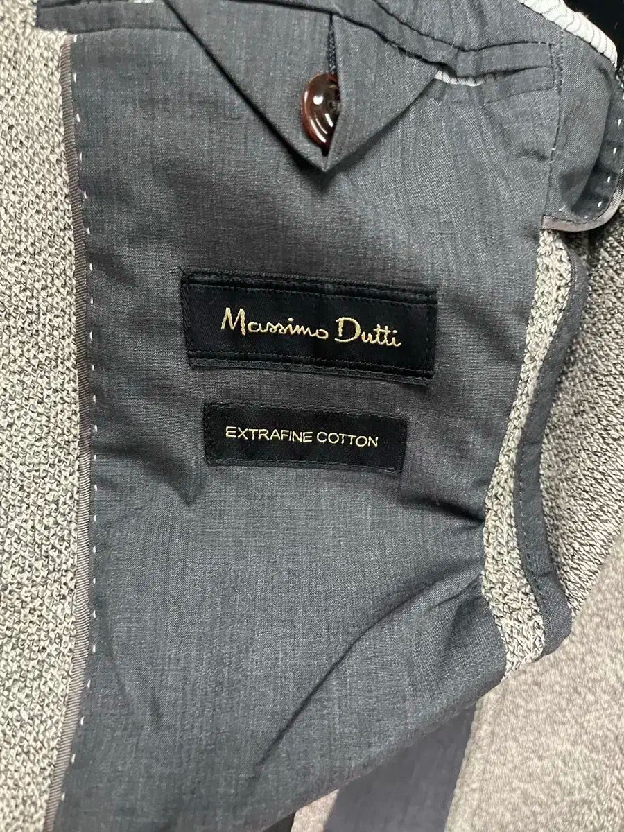 マッシモ ドゥッティ