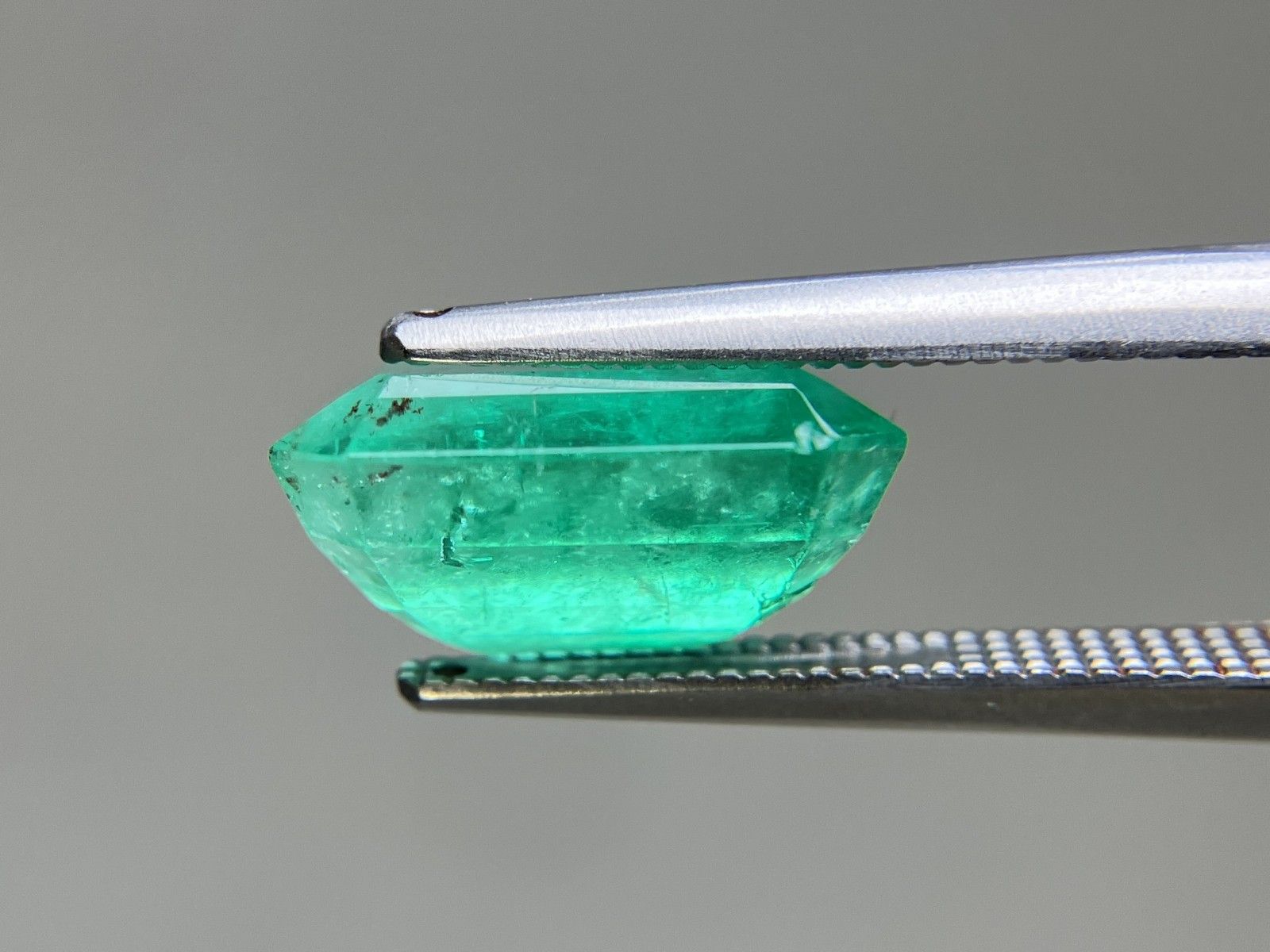 6.121ct コロンビア