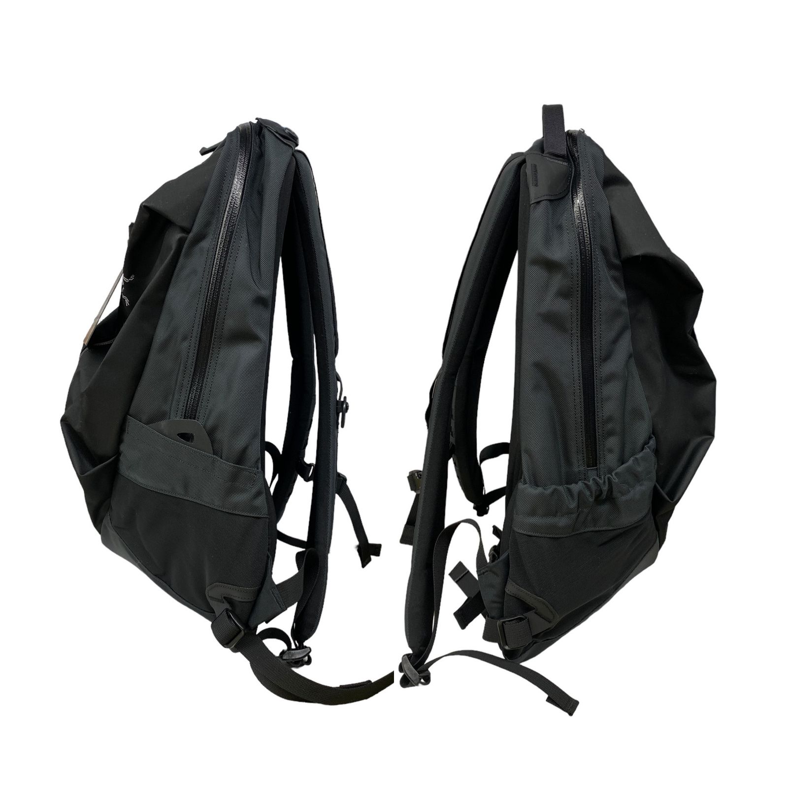 ARC’TERYX (アークテリクス) ARRO 16 BACKPACK バックパック リュックサック 24018 433785 Carbon  Copy カーボンコピー ブラック 黒 ウィメンズ/025