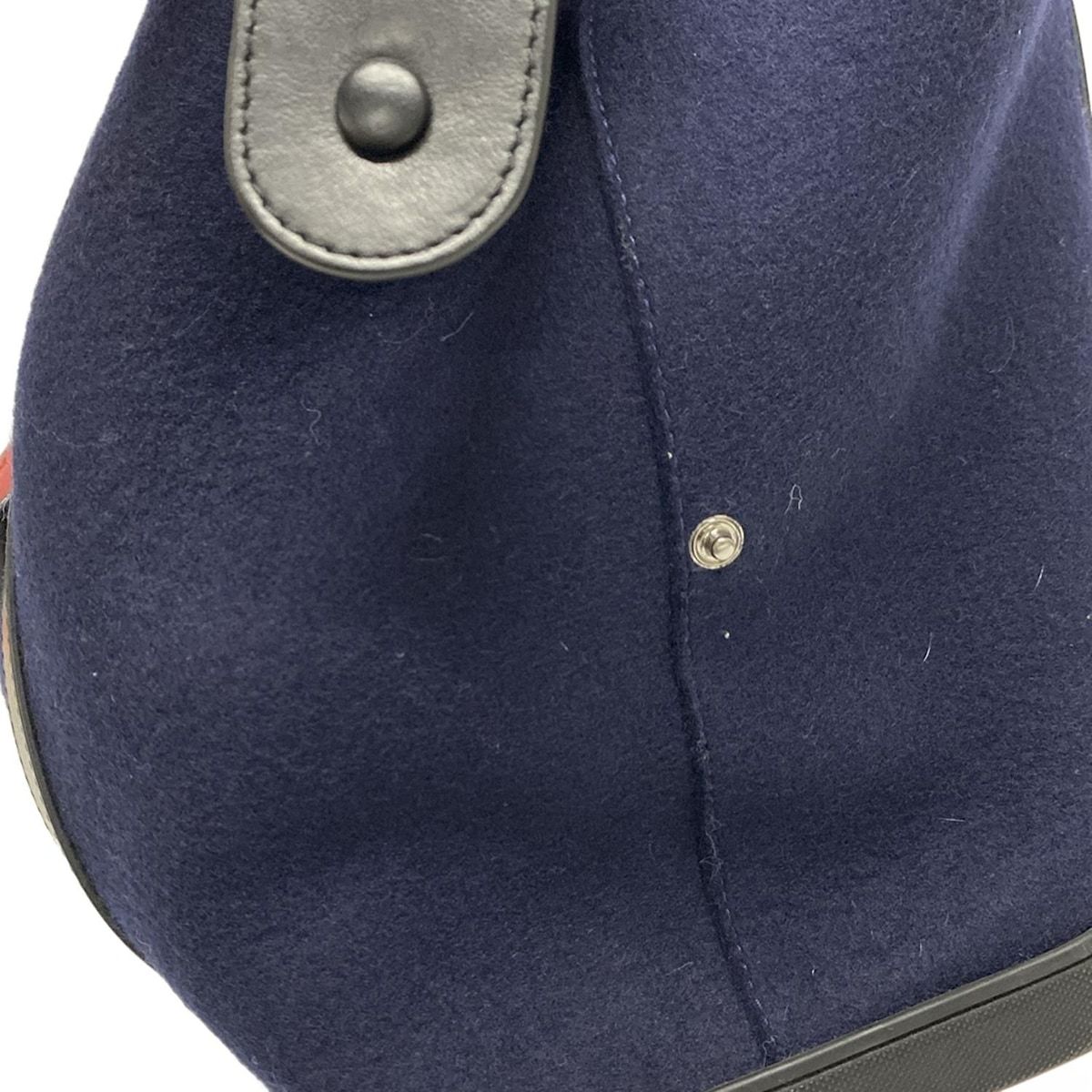 クリスチャンルブタン