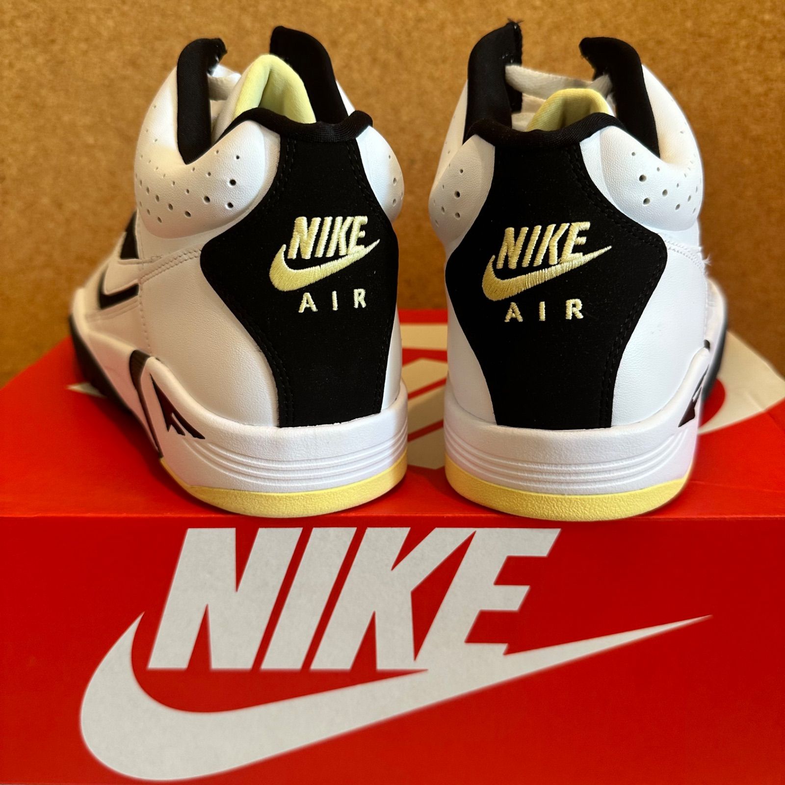 Nike Air Flight Lite Mid 限定カラー 完売品 - メルカリ