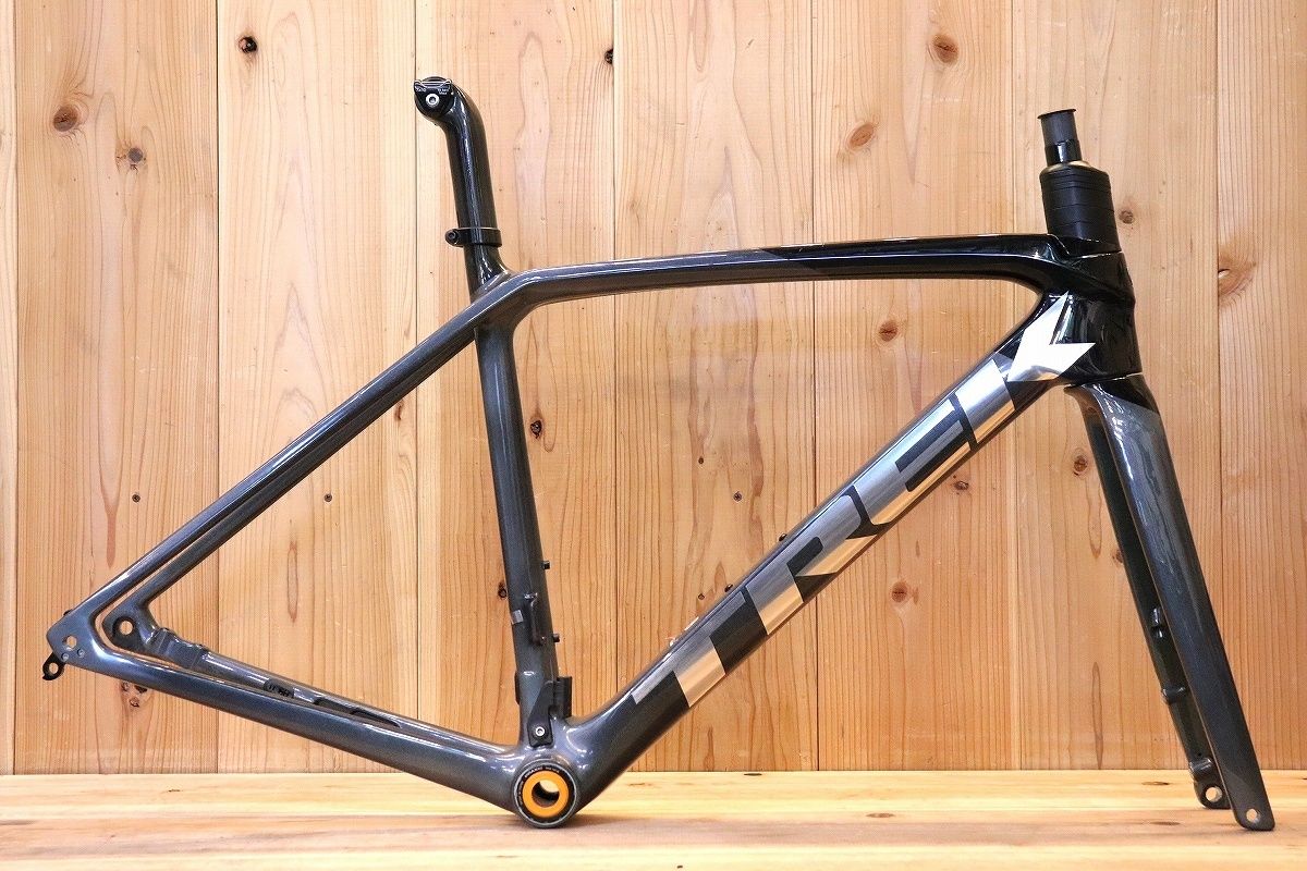 一体型ハンドル付属!! トレック TREK エモンダ EMONDA SLR7 DISC 2025年モデル 52サイズ カーボン ロードバイク 芦屋店
