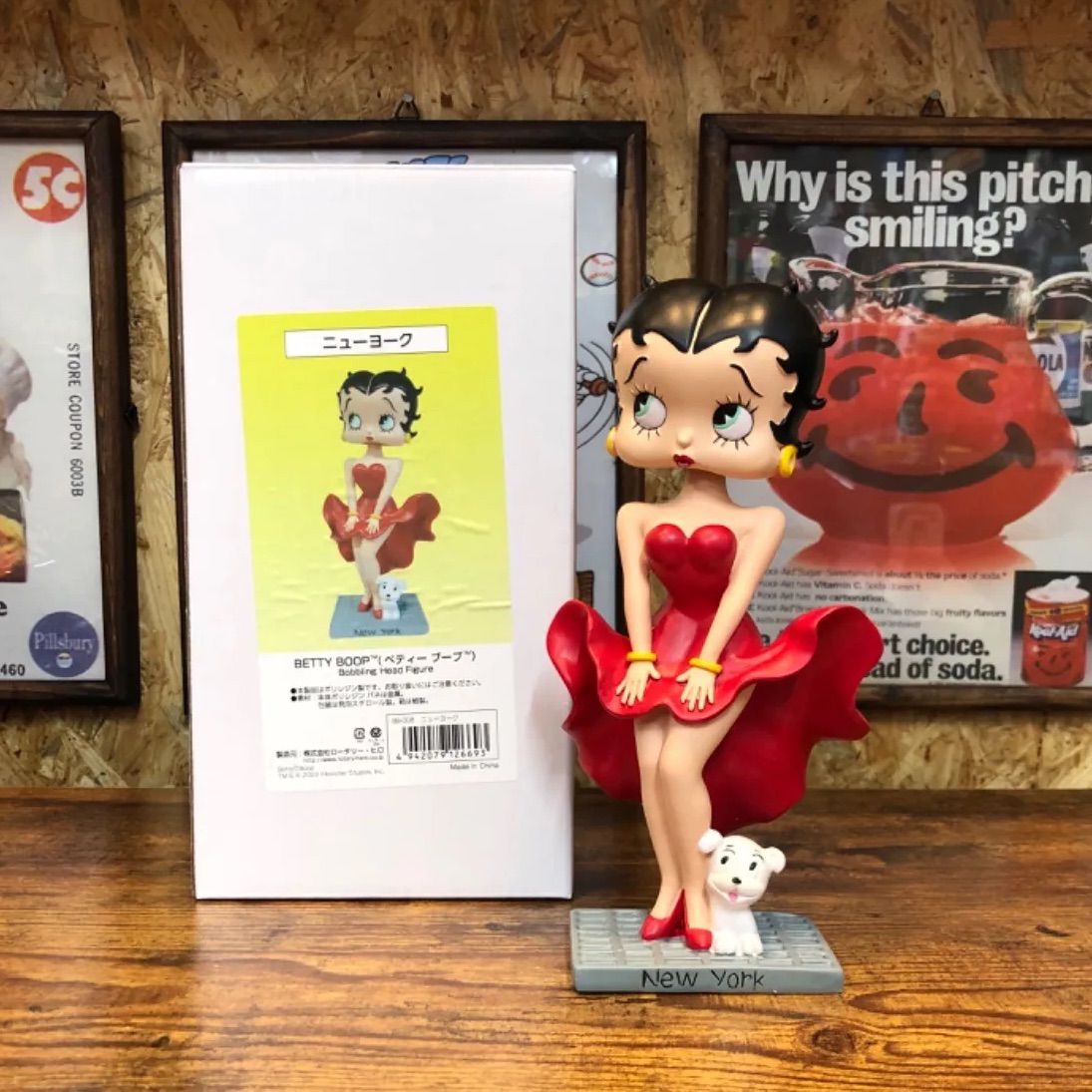 Betty Boop】 ボビングヘッド フィギュア ニューヨーク ベティちゃん 