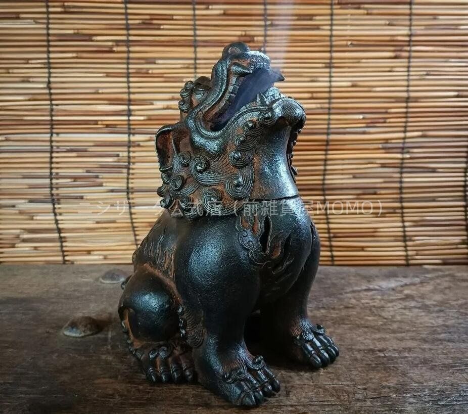 香薫鉄芸の置物を作っています