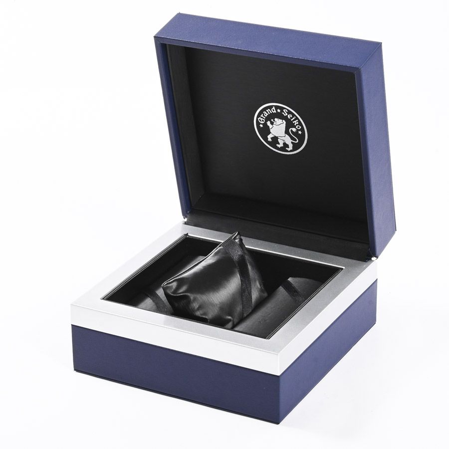 ＜非売品＞ROLEX レザー製トレイ アイボリー/ラベンダー2個セットBOX付き 非売品＞ROLEX レザー製トレイ アイボリー/ラベンダー2個セット