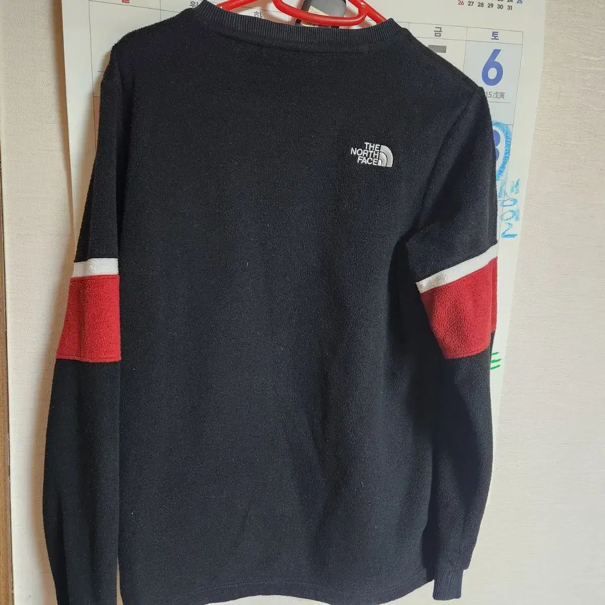 キッズ 冬用Tシャツ 4 蜂 160 170