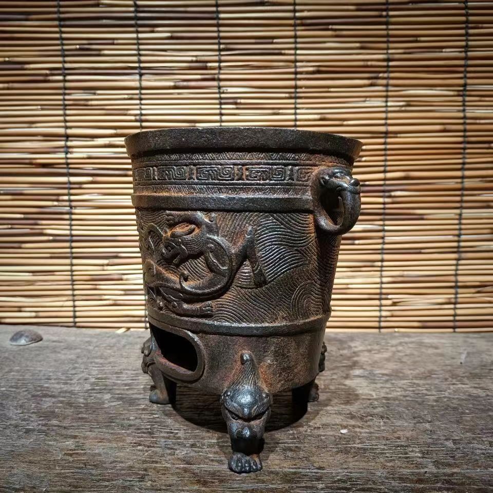 旧鉄器 鋳鉄ストーブ お茶を沸かす お湯を沸かす バーベキューストーブ 炭ストーブ 高さ約16 cmWP 商品929