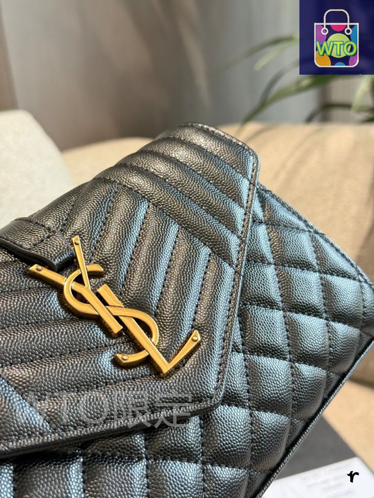 今日特価】YSL Saint Laurent New Envelope Bag Small Grain