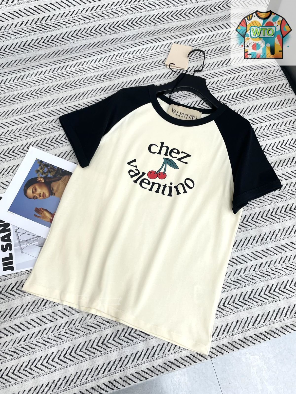 お値下げセール中⭐︎VALENTINO リッププリント Tシャツ 230102-027_7.jpg