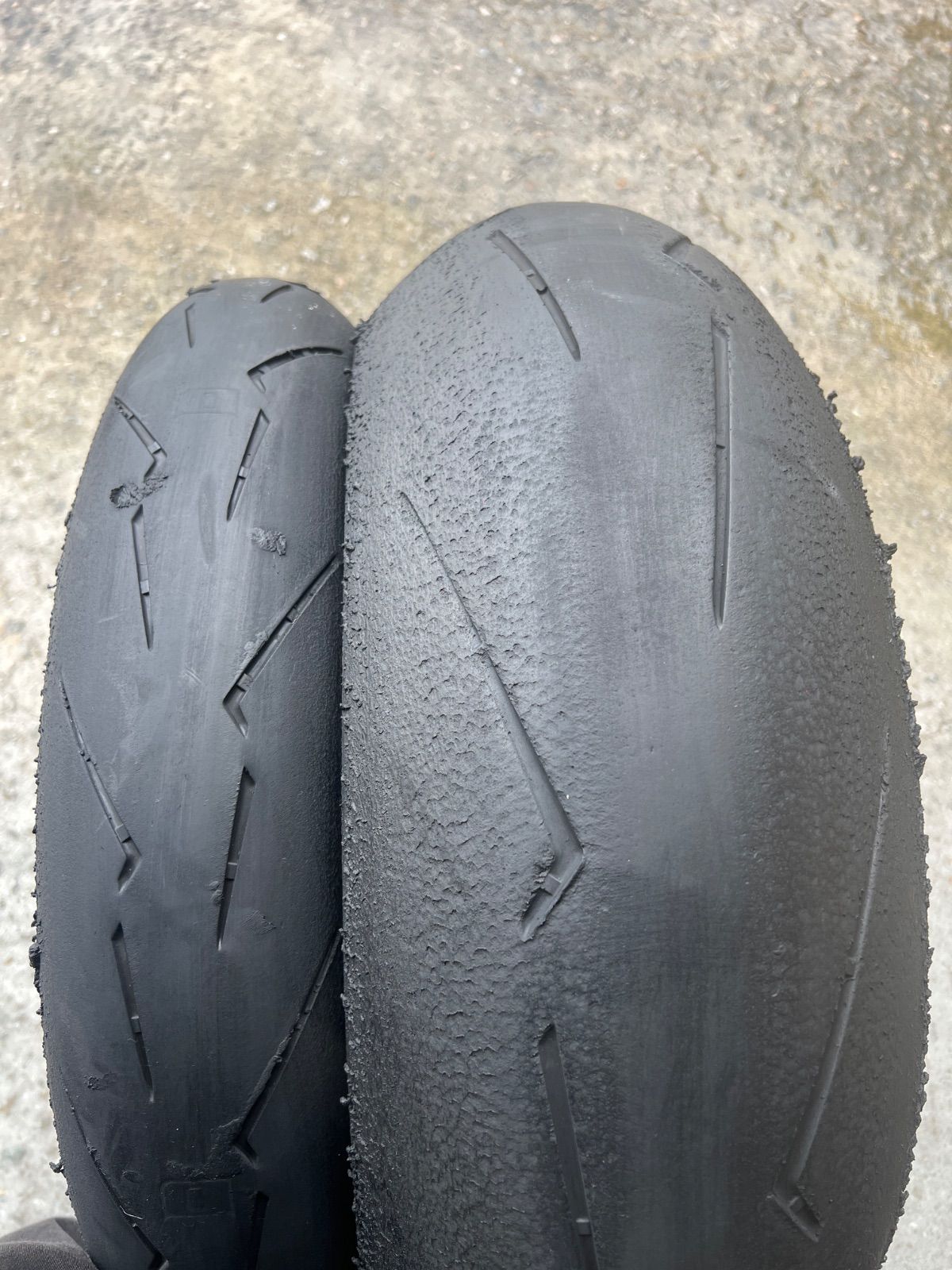 PIRELLI DIABLO SUPERCORSA V4 120/70ZR17 SC1/SC2 200/55ZR17