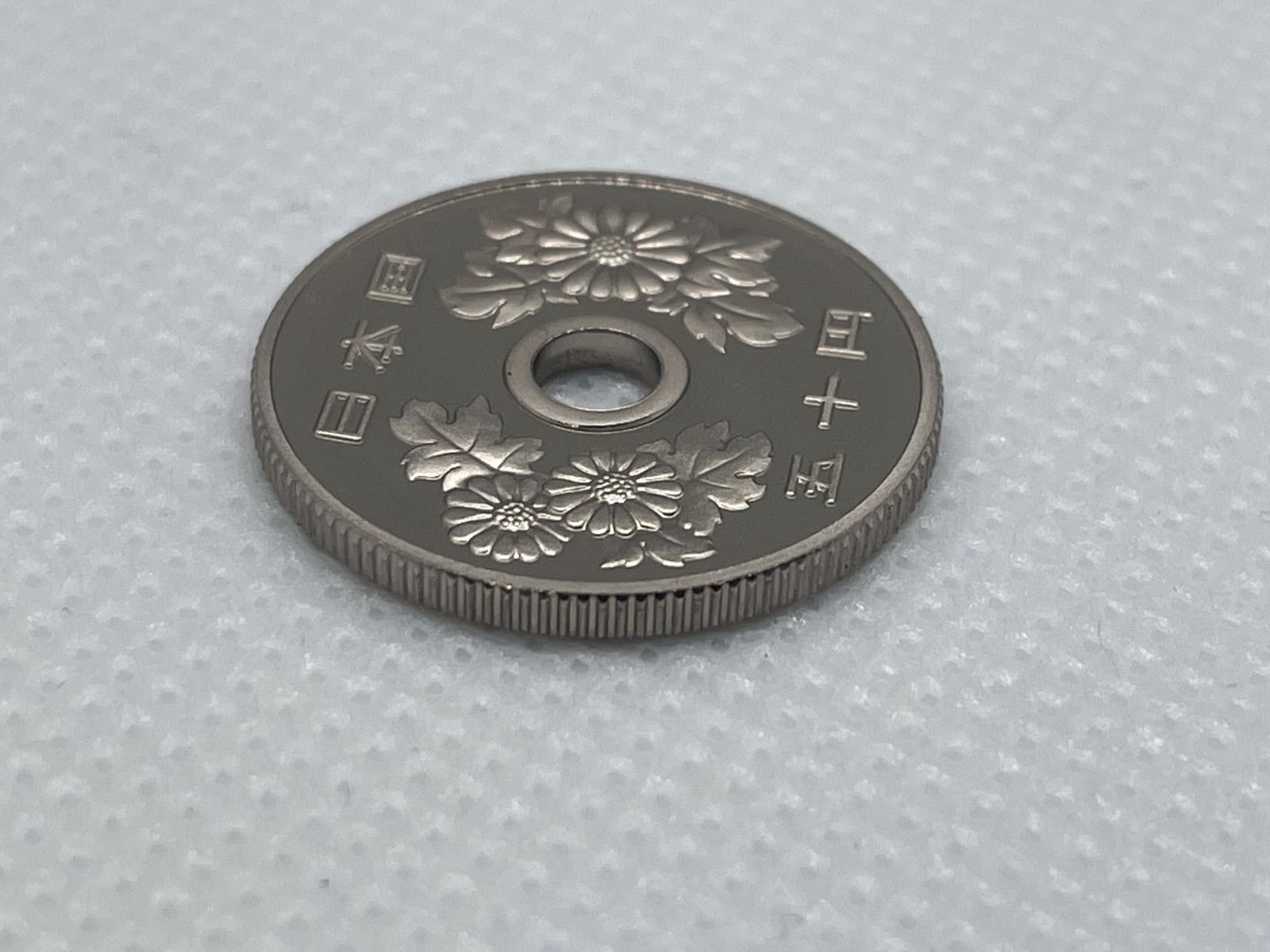 プルーフ硬貨　旧500円　昭和５８年、５８年、６１年 プルーフ硬貨 旧500円 昭和58年、58年、61年 - メルカリ