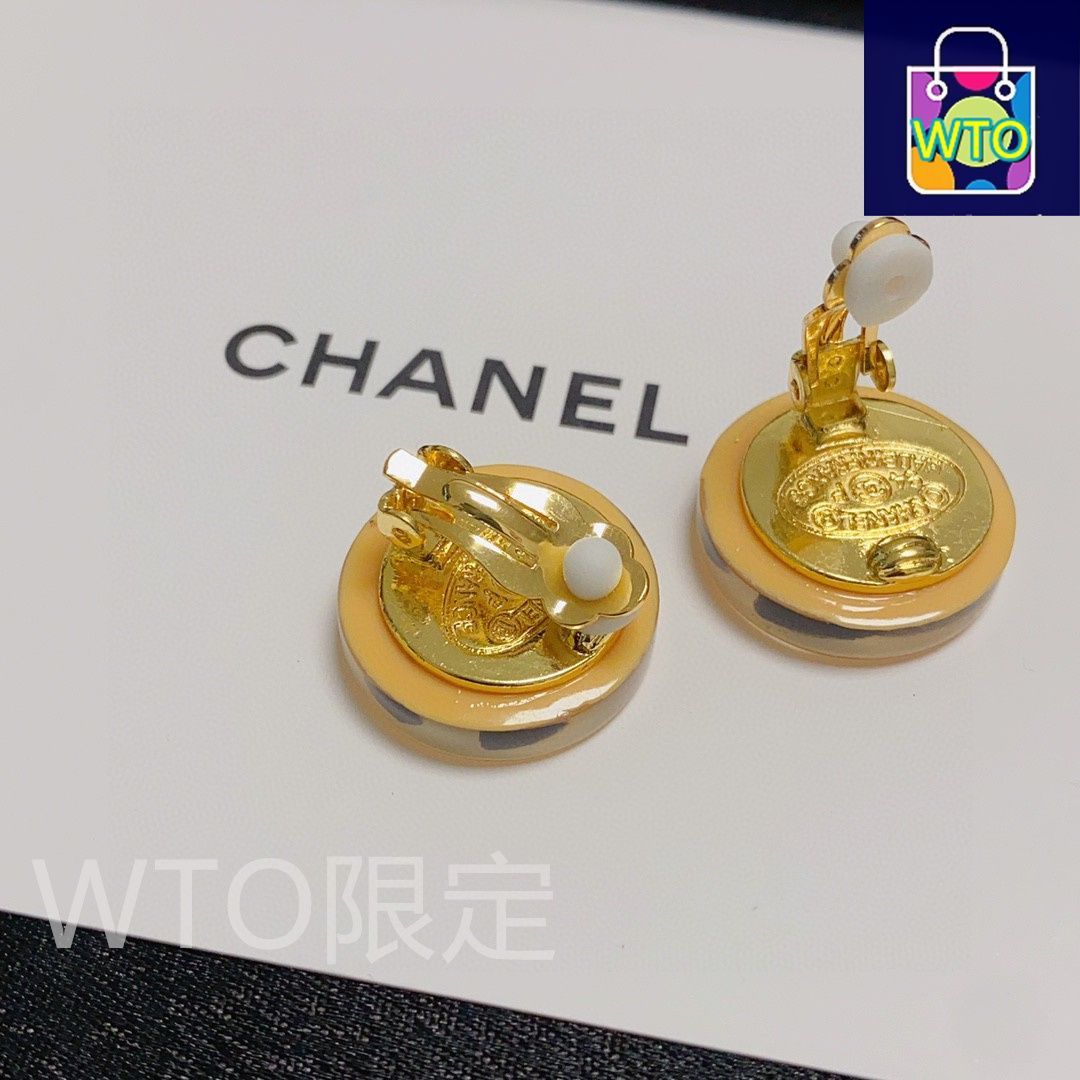 ★かわいい耳元を演出★CHANEL イヤリング スタッズ、フープ イヤリング、ドロップ イヤリング ＆ ピアス
