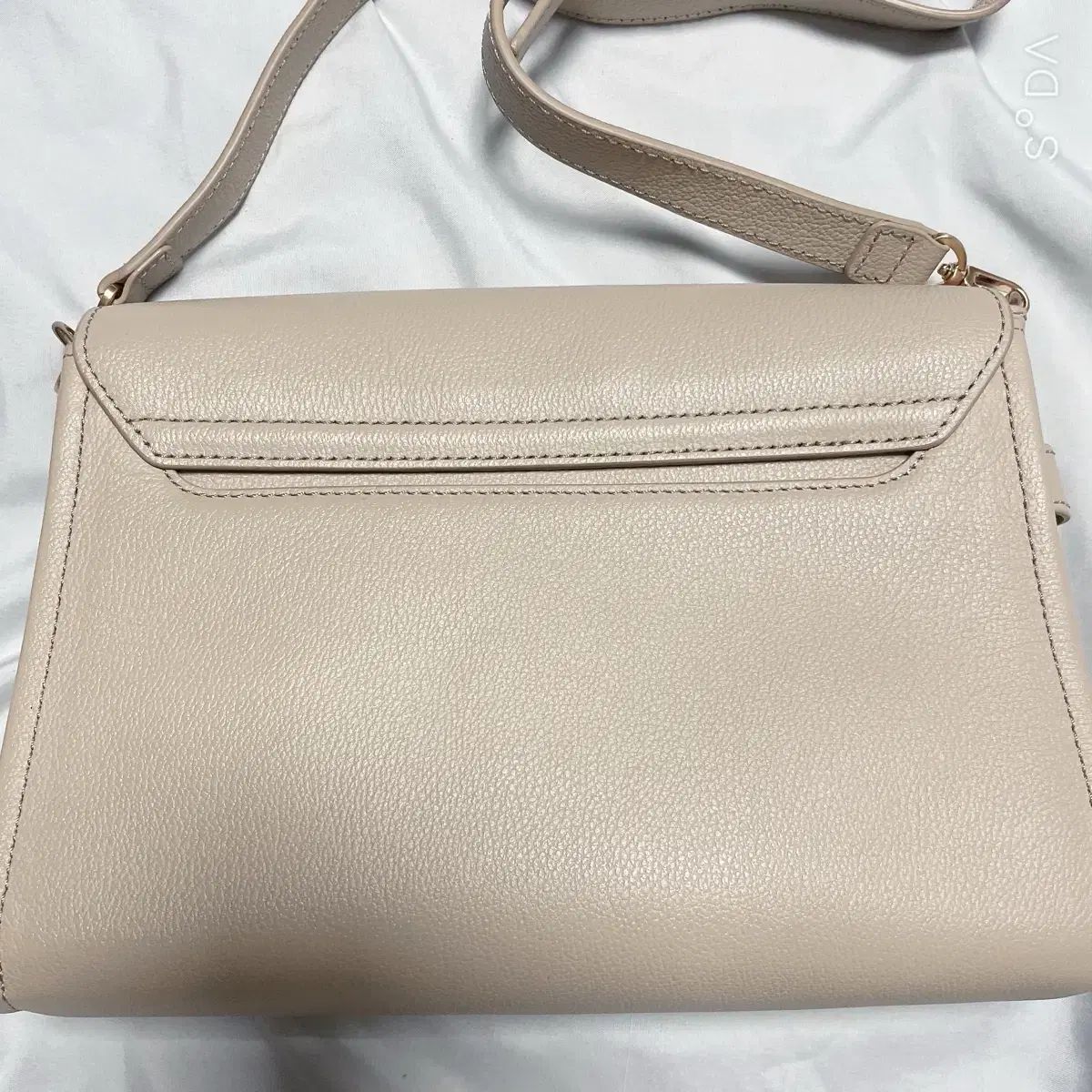 COURONNE クロンヌ ベージュ クロスバッグ DECORATOM_COM_BR