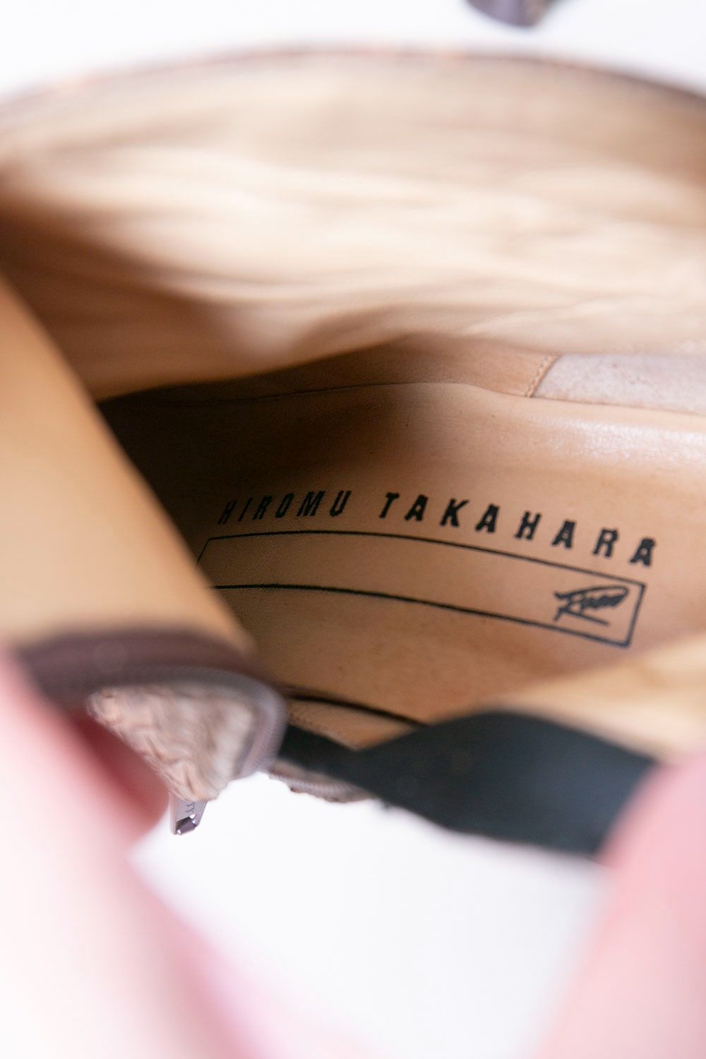 HIROMUTAKAHARA ヒロムタカハラ ヘビ革ヒールショートブーツ - メルカリ