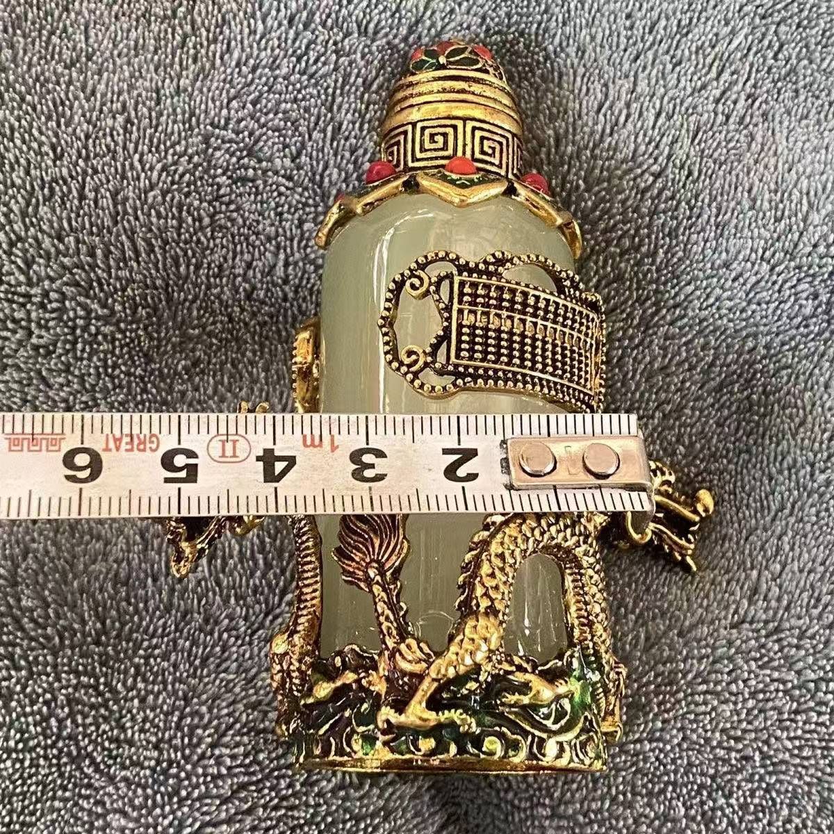 清時代鼻煙壺 龍雕刻 置物 中國古美術 高19.5cm 長3cm 重123g 珍品旧蔵* 清 雍正年製 古法琉璃 手繪鼻煙壺 極細工
