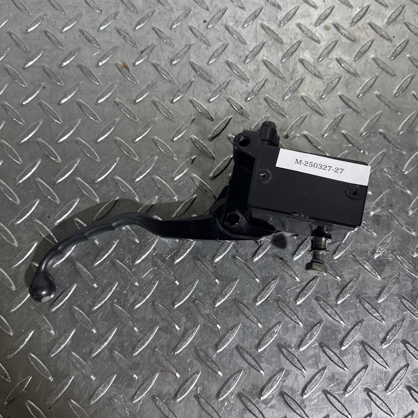 KAWASAKI Z750GP フロントアクスルシャフト カワサキ [M-250327-54