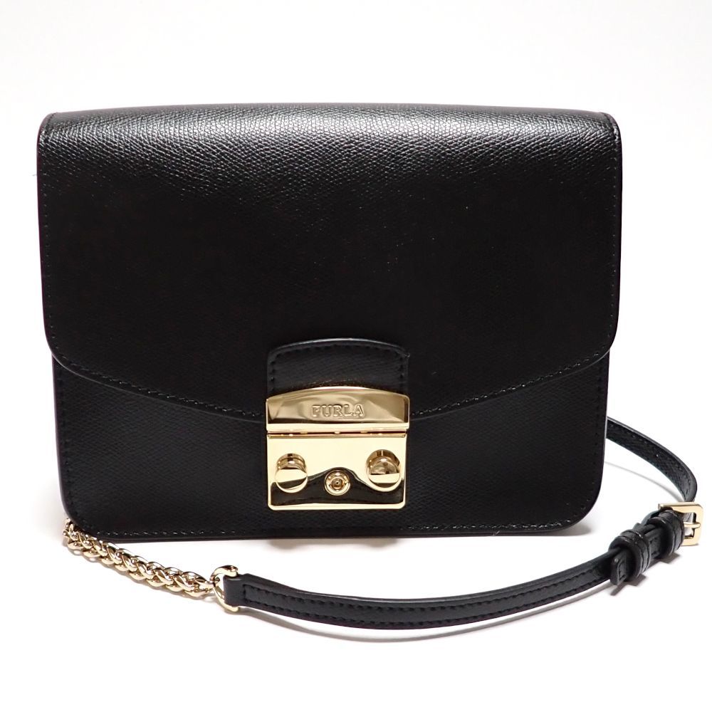 FURLA】フルラ メトロポリス チェーンショルダー 284036 レザー G金具 ショルダーバッグ ポシェット 肩掛け 斜めかけ ブラック 中古 美品  質屋 - メルカリ