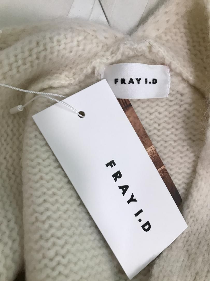 販売売り 【美品】FRAY.ID ベビーアルパカVネックニット - トップス