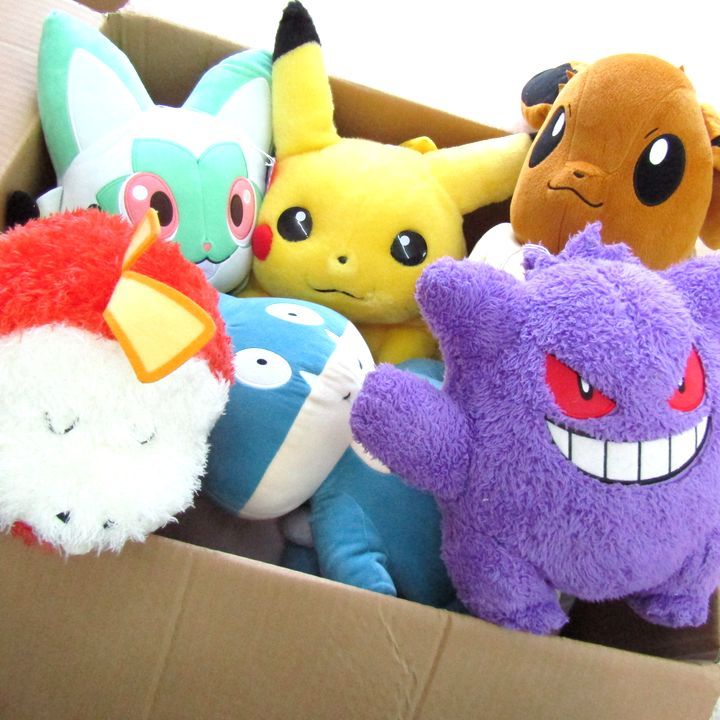 ポケットモンスター 初期 ピカチュウ 1/1 等身大ぬいぐるみ ポケモンカード等 36点セット ポケモン ポケカ まとめ売り 大量 ポケットモンスター 初期 ピカチュウ 1/1 等身大ぬいぐるみ