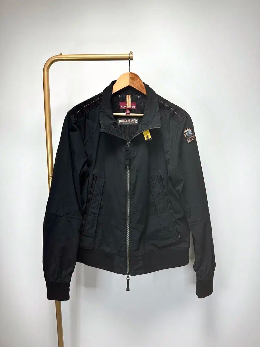 M ほぼ新品 23 年 PARAJUMPERS(パラジャンパーズ) ウインドブレーカー 