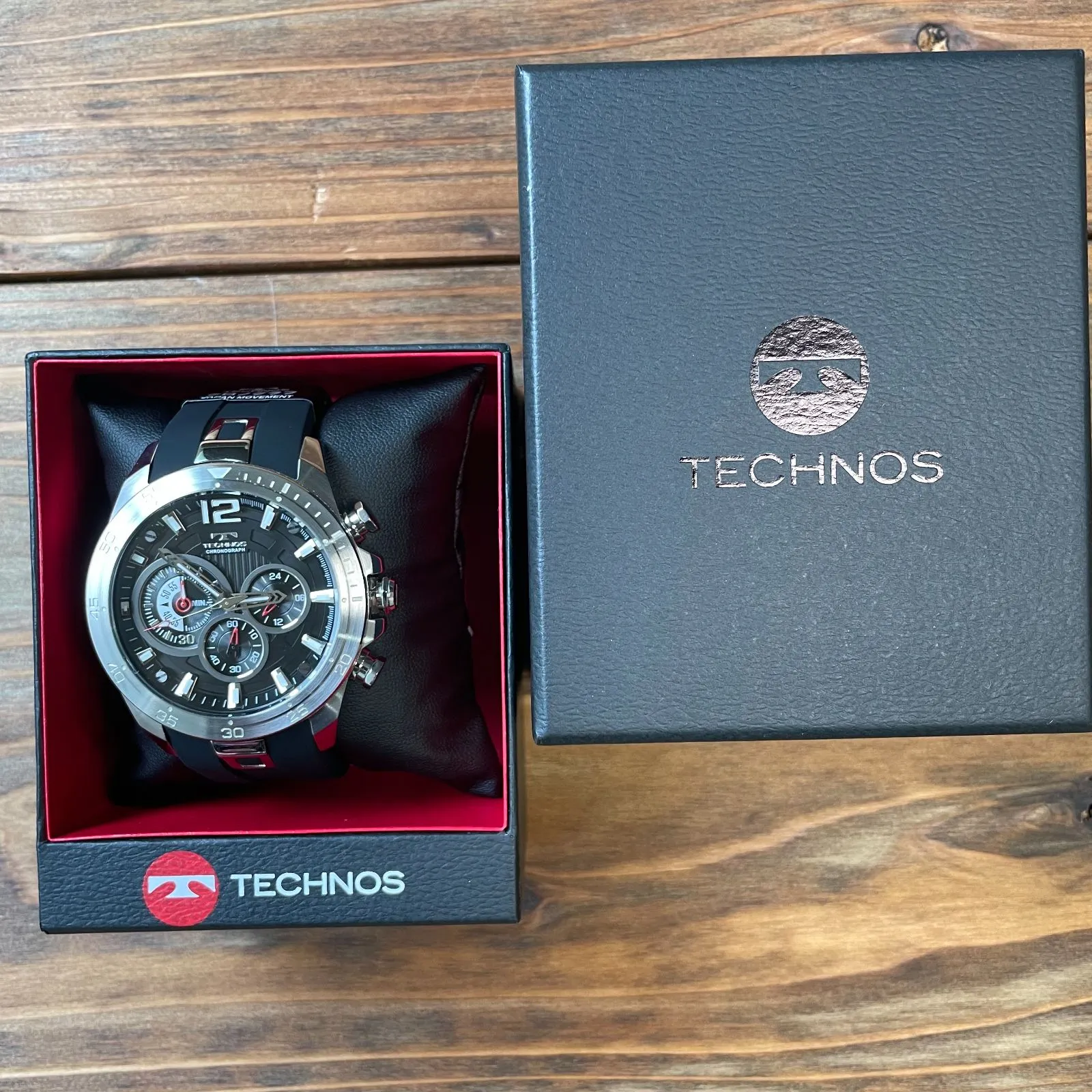 TECHNOS 新品未使用T8B40SB １０気圧防水テクノス腕時計メーカー保証