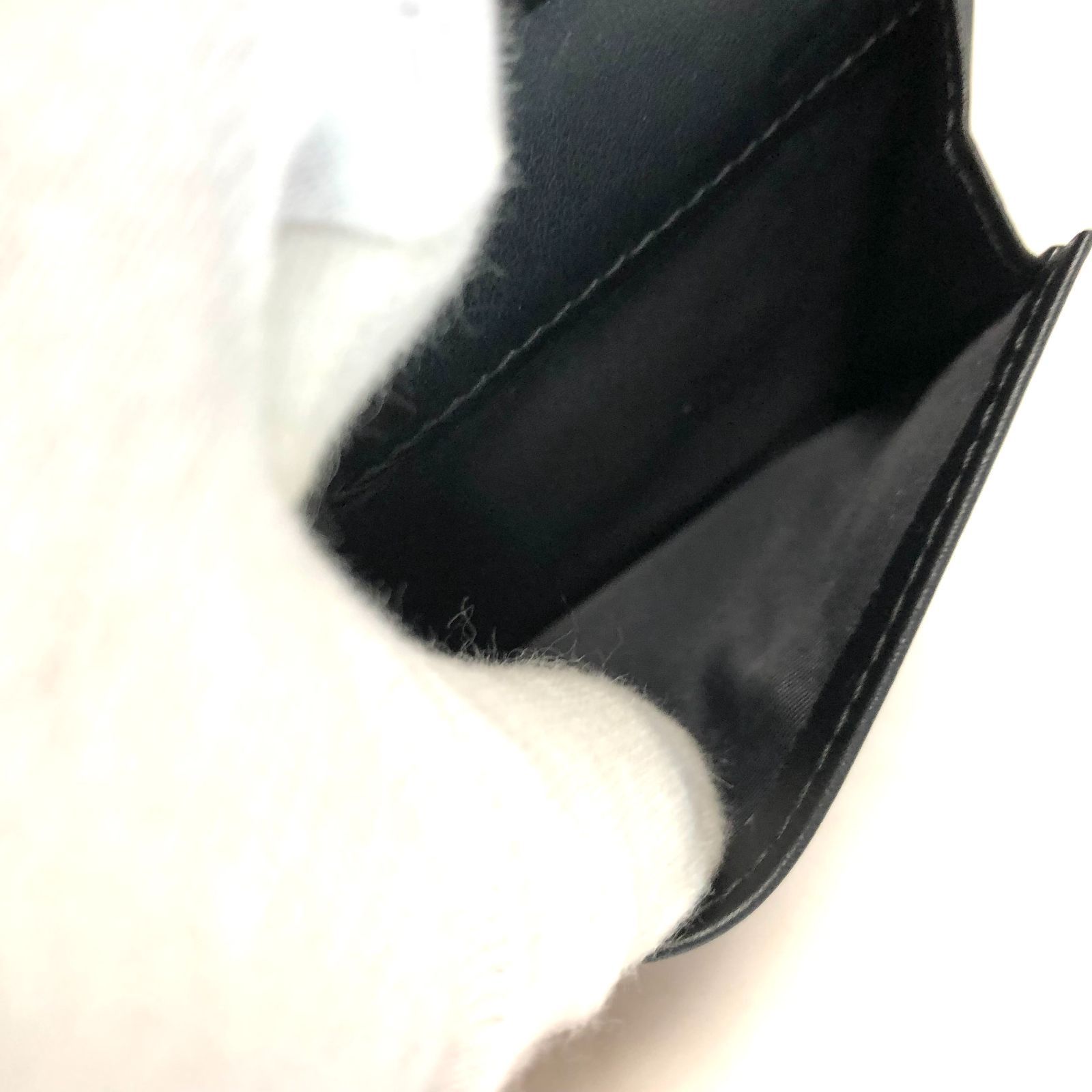 プラダ 二つ折り札入れ 札入れ マネークリップ式 レザー ネイビー