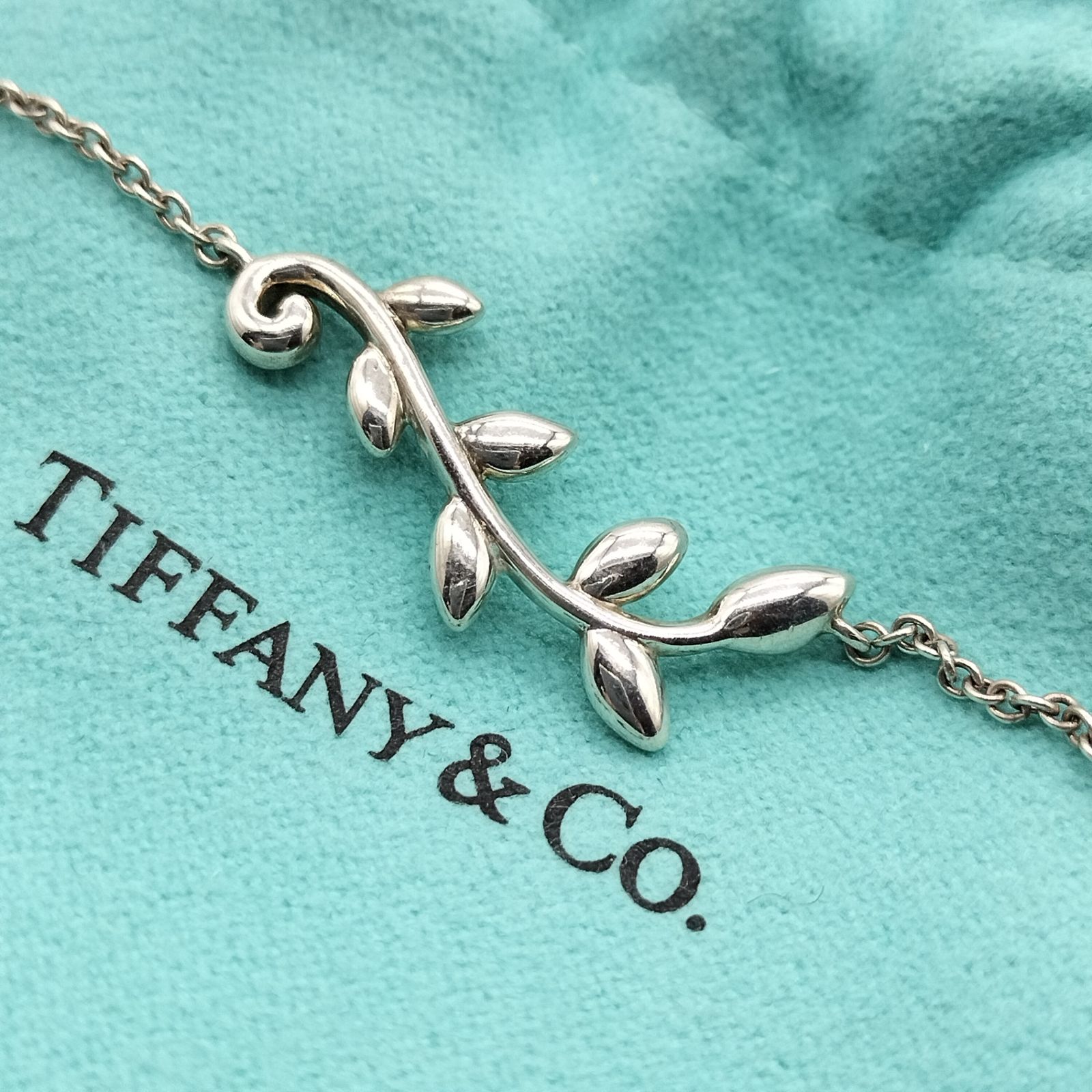美品　ティファニー　オリーブリーフ　ブレスレット　シルバー925 ロゴ TIFFANY & Co. ティファニー オリーブリーフ ブレスレット