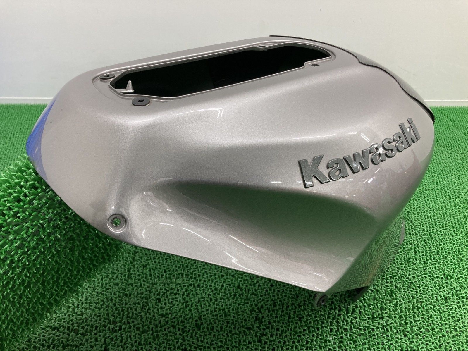 バイク ZX-12R タンクカバー ガンM 51026-1051 カワサキ 純正 ZXT20A