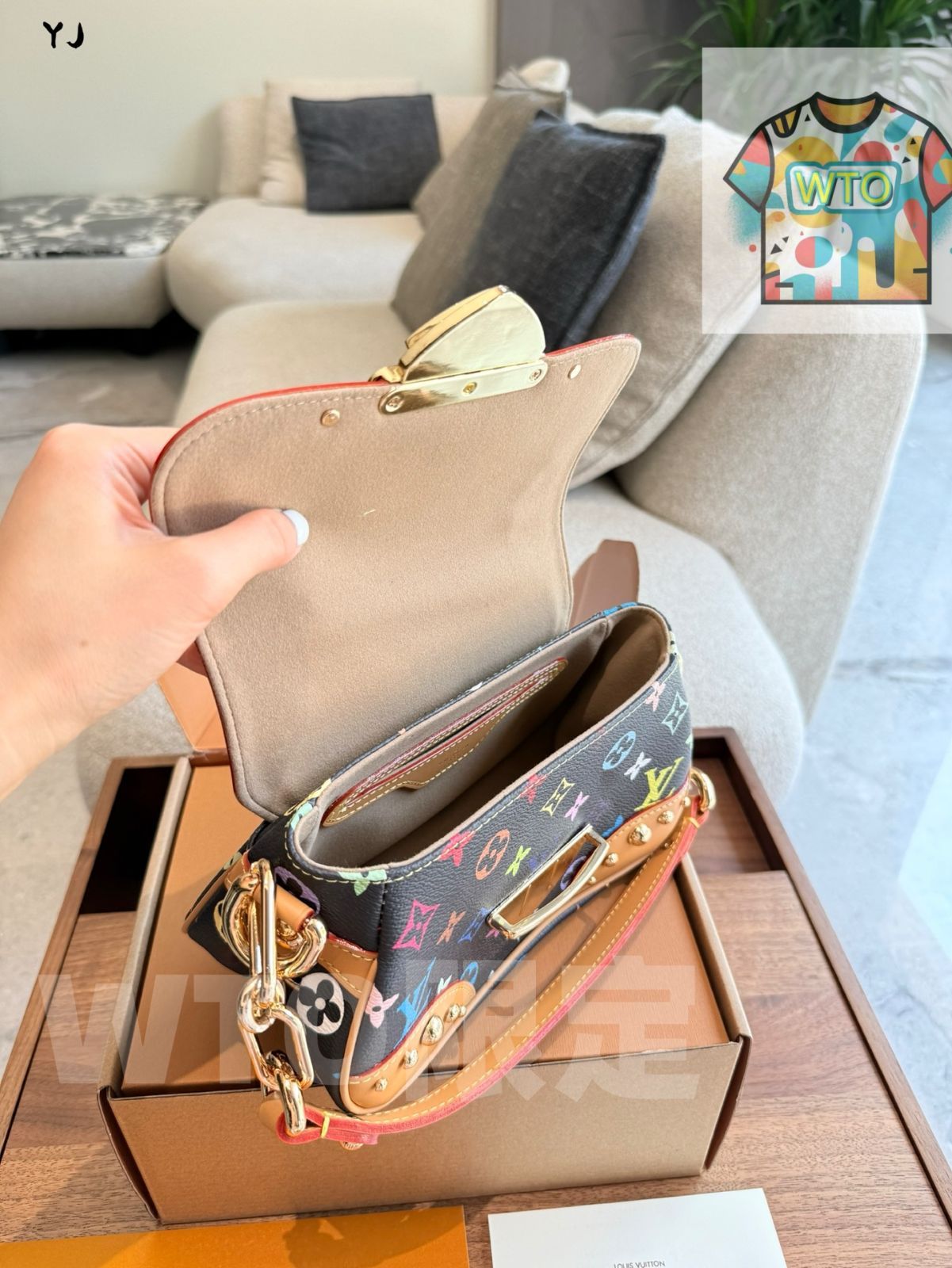 今日WTO】Louis Vuitton ルイヴィトン ムラカミ限定 アンダー