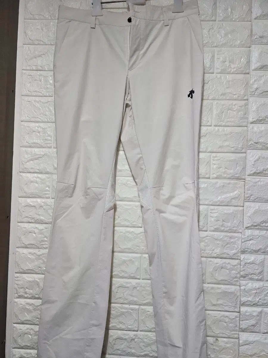 日本 デサント₍DESCENTE