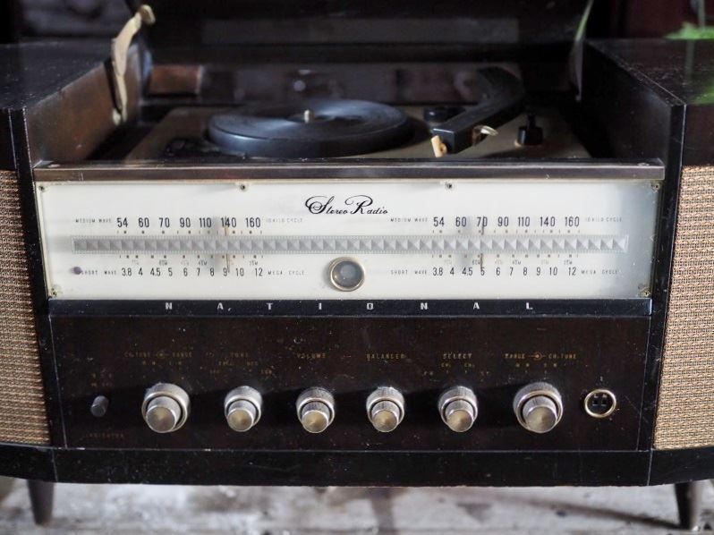 昭和レトロなステレオ 動作せず 修理ベースかディスプレィしても素敵です ナショナル RA-30 昭和中期 古録展 品番D472