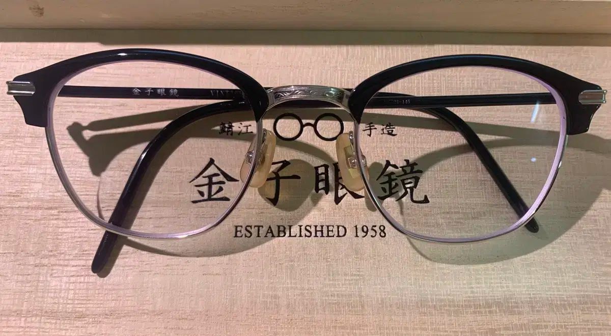 ブラック シルバー