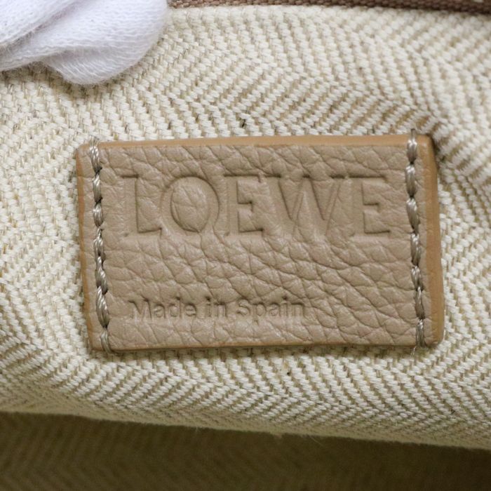 ロエベ LOEWE アントン スリング ソフトグレインカーフ (レザー