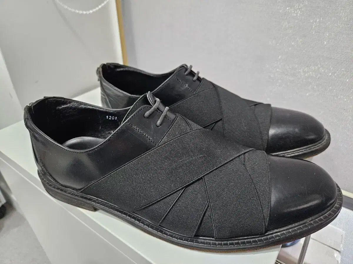 GIVENCHY ジバンシィ クロス バンド メンズ 靴 黒 43 サイズ