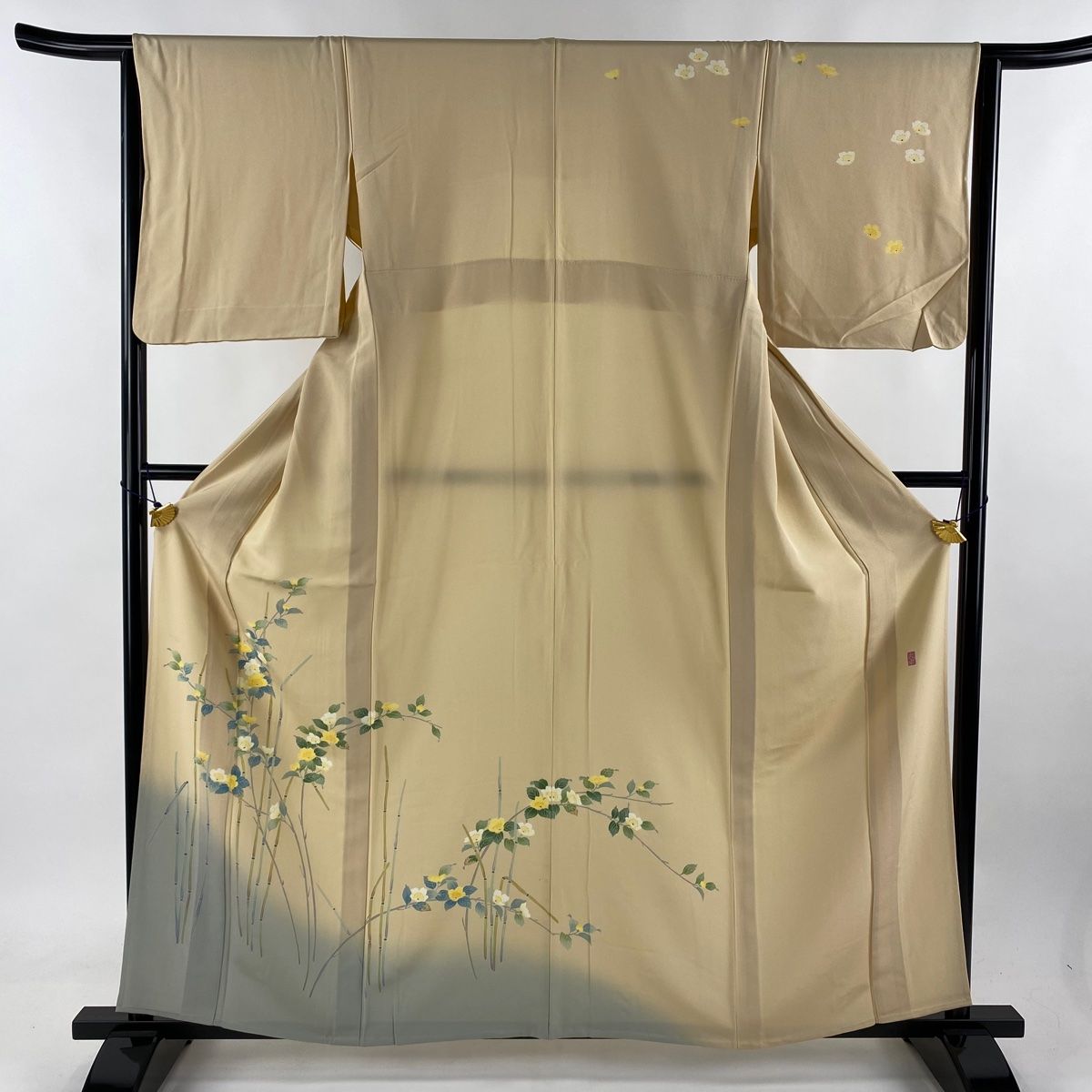 付下げ 身丈158.5cm 裄丈64cm M 単衣 落款 枝花 木賊 染め分け ぼかし ベージュ 正絹 秀品