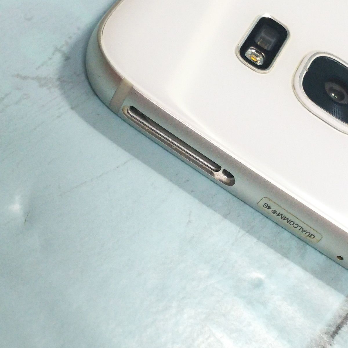 Galaxy S7 edge SC-02H docomo White Pearl 本体 白ロム [訳あり] SIM 