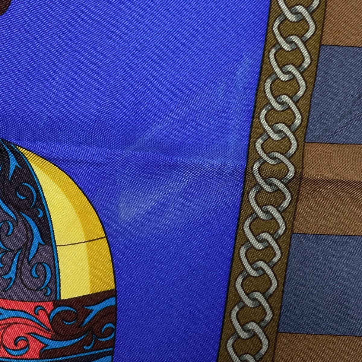 エルメス HERMES カレ 90 CHOCS EN PLUMES 羽飾りの激突 馬柄 鎧