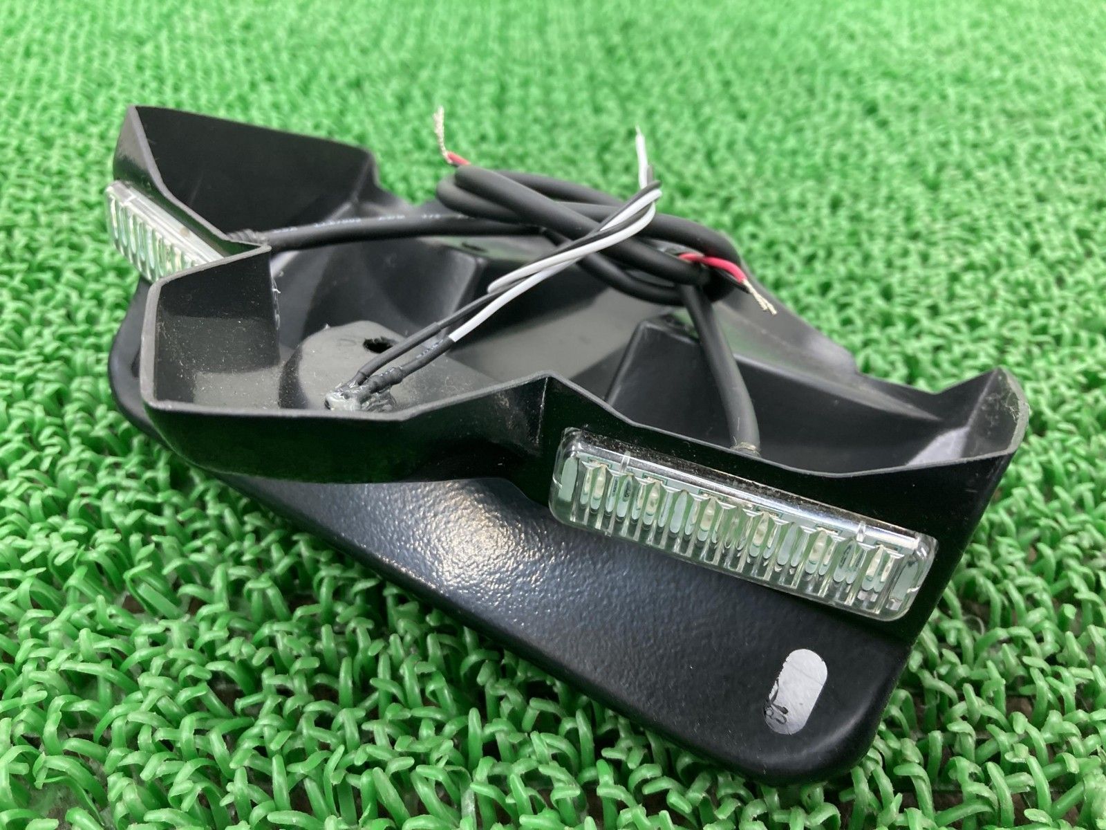 ホットボディーズ製NINJA400 フェンダーレスキット 社外 EX400G ニンジャ400 18年 Hotbodies 割れ欠け無し 品薄 【中古】 43 ホットボディーズ製NINJA400 フェンダーレスキット 社外 バイク 部品